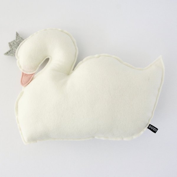 Miss Swan Pillow